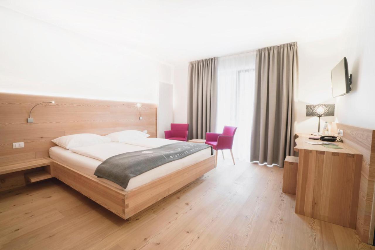 Vegan Hotel La Vimea (Adults Only) Naturns Bagian luar foto